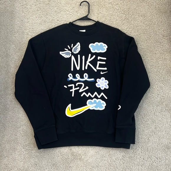 Nike Other - Nike Crew Neck Size L (Black)